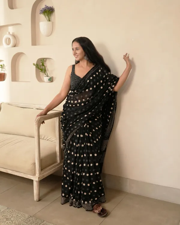 Multicolour_Cotton_Polka_Moonga_Hblock_Print_Saree_With_Tassels_For_Women